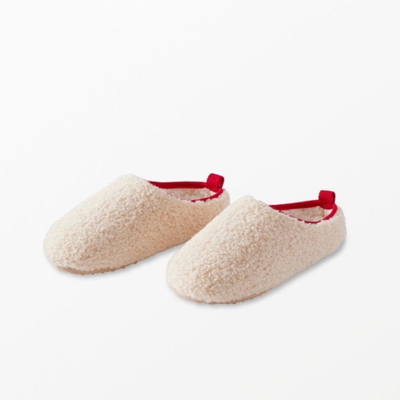 Hanna Andersson NEW Soft slippers 2y/3y see chart